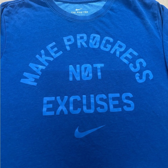 Nike Dri Fit Men's Blue Graphic Tee T-Shirt Men’s Medium EUC - Picture 2 of 6